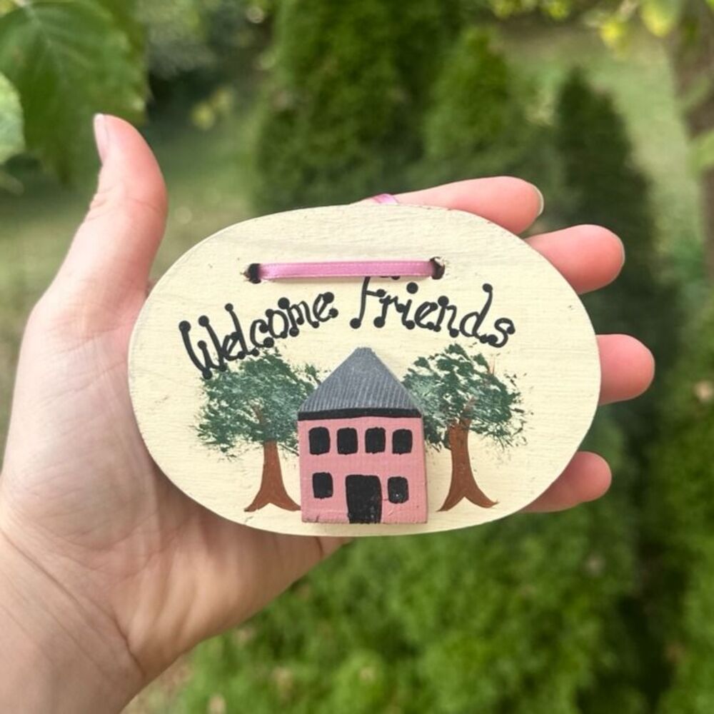 Welcome Friends Oval Wood Sign Cottagecore Grannycore Pink Tan Green